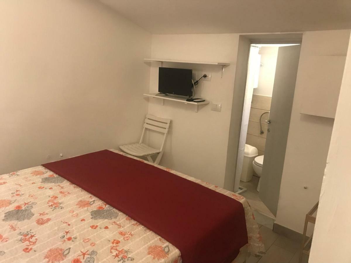Guest House Montenegro Λα Σπέτσια Εξωτερικό φωτογραφία